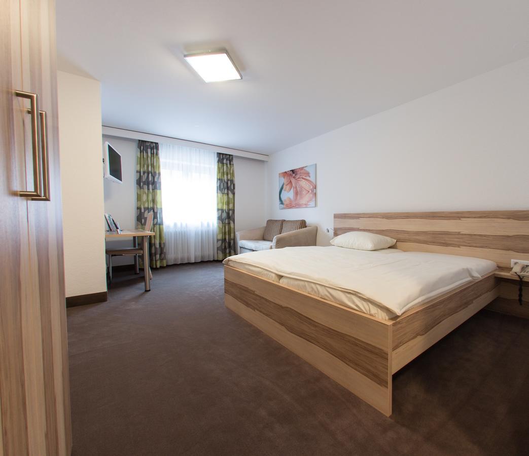Hotel Stadt توتلِنغين المظهر الخارجي الصورة